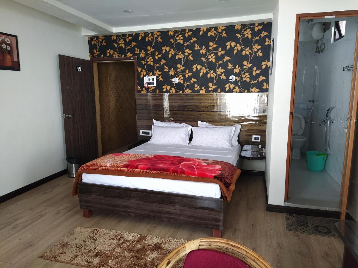 The Kaizer Valley Hotel Kurseong Exterior photo