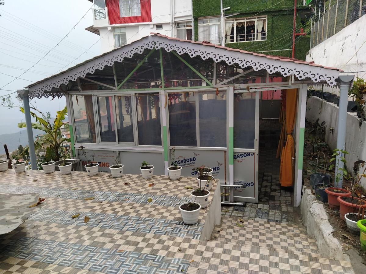 The Kaizer Valley Hotel Kurseong Exterior photo
