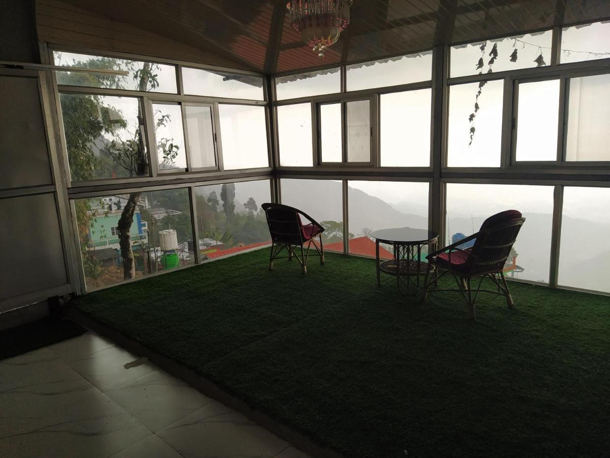 The Kaizer Valley Hotel Kurseong Exterior photo